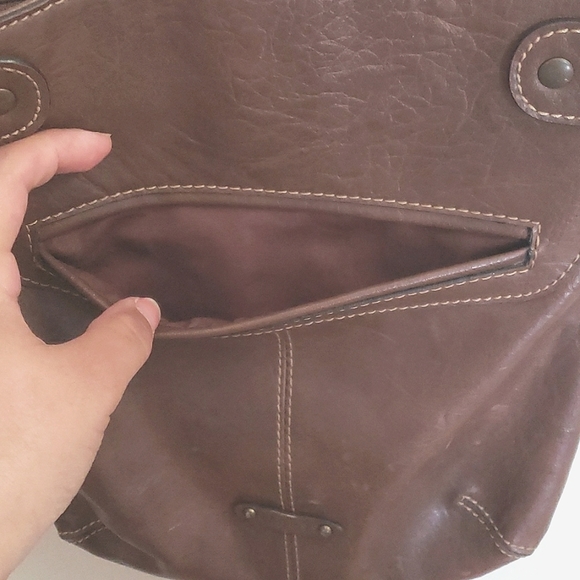 Liz Claiborne Axcess Crossbody Bag - Picture 5 of 7